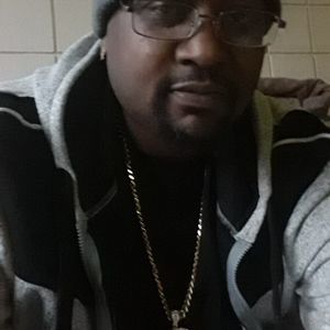 Meet your Posher, Carlos